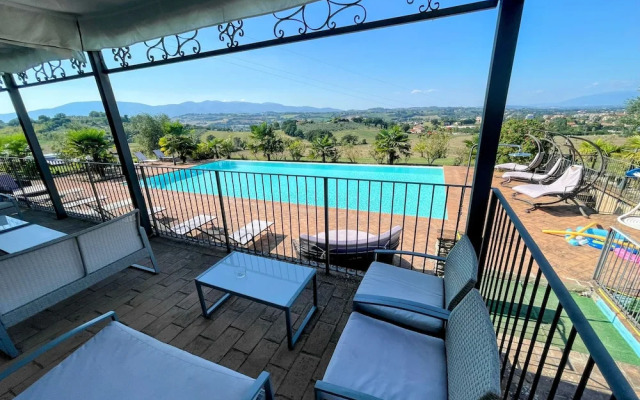Apt 6 - Magical Grounds With Pool Jacuzzi Sleeps 4