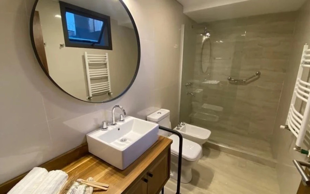 718 Rufino Petit Hotel