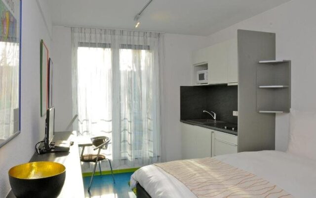 Domus Hotel