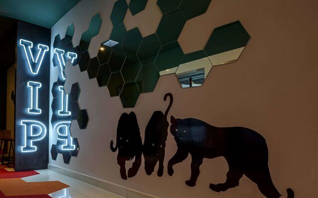 Golden Tower Express Braz Olaia