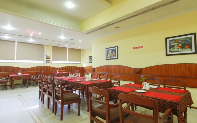 OYO 28567 Krishna Holiday Village