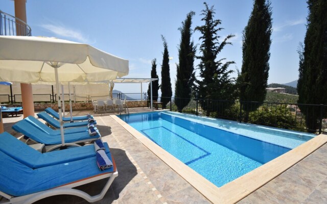 KAL1100 Villa Yonca 5 Bedrooms