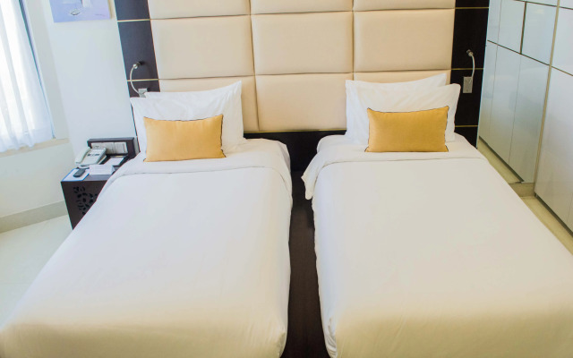 Holiday Beach Hotel Danang