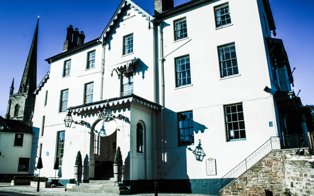 hotelImage