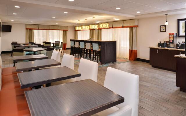 Best Western Plus Chicagoland - Countryside