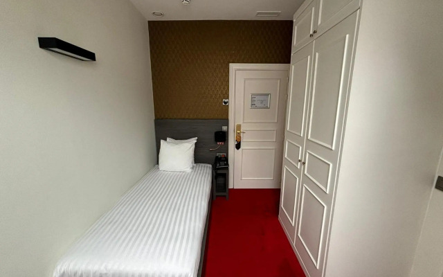 La Bourse Hotel