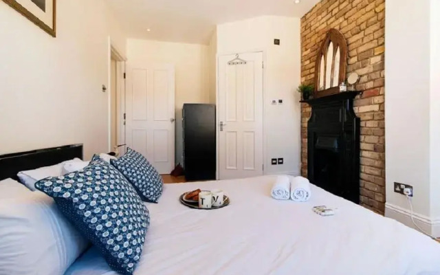 FG Property - West Kensington, Perham Road