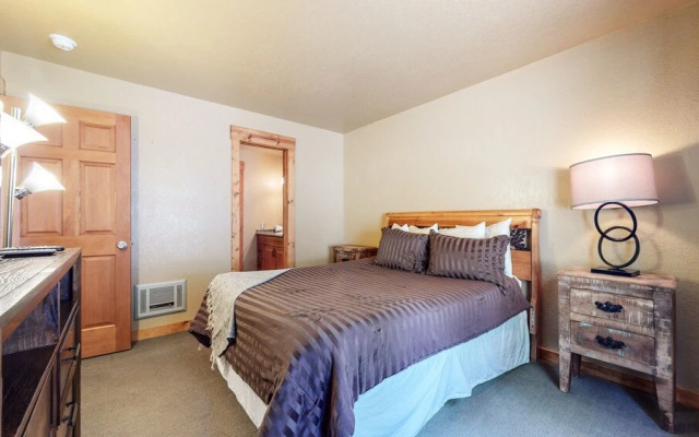 Hidden Valley 027 - Studio Condo