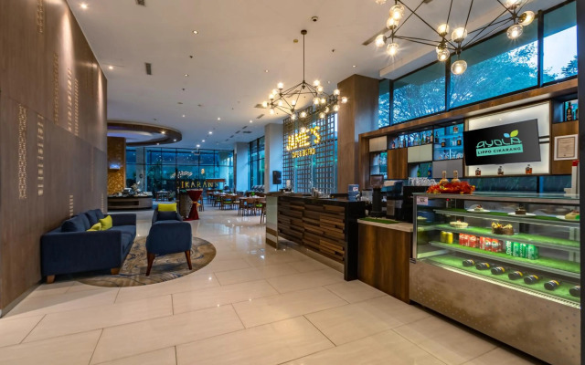 Hotel AYOLA Lippo Cikarang