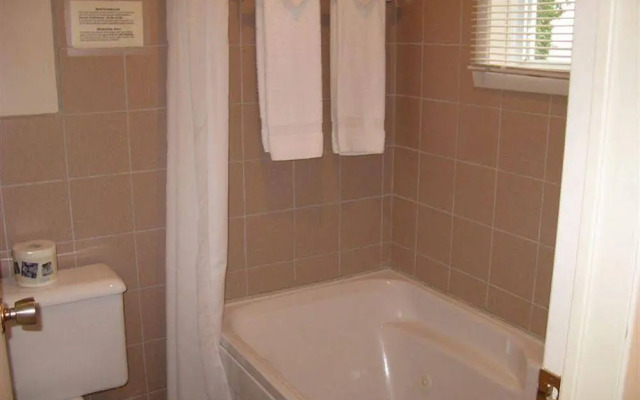 Hotel La Roche Pleureuse