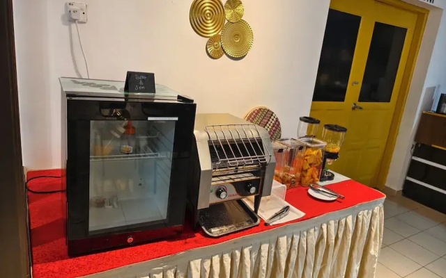 Salaam Suites Hotel