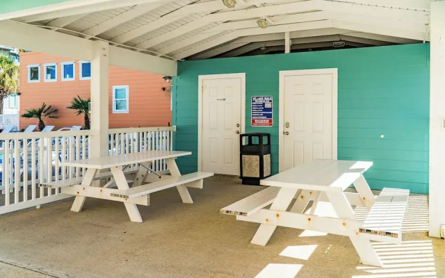 Island Time by Silver Sands Vacation Rentals