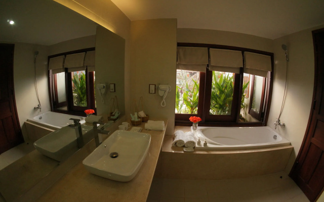 Emerald Hoi An Riverside Resort