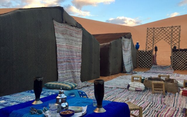 Sahara Sabaku Tour Camp