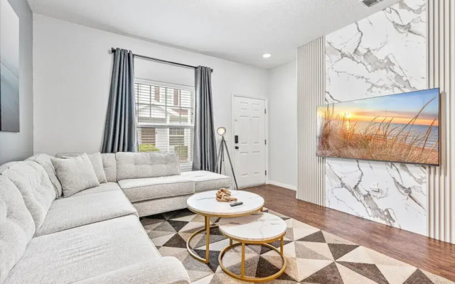 Amazing 3 Bdr House Near Disney - Lv22106