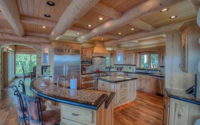 Spyglass by Escape to Blue Ridge