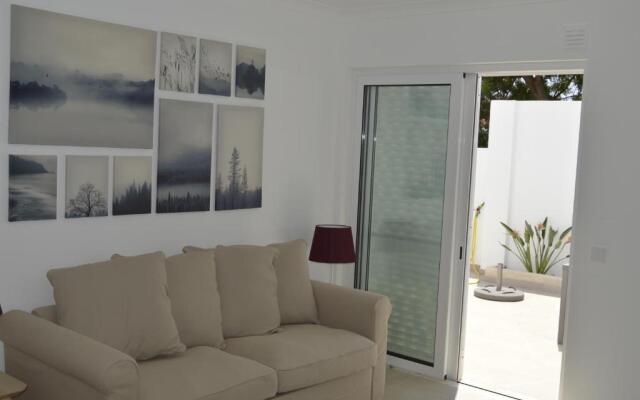 Moradia Nova E Completa A 350 Mtrs. Praia