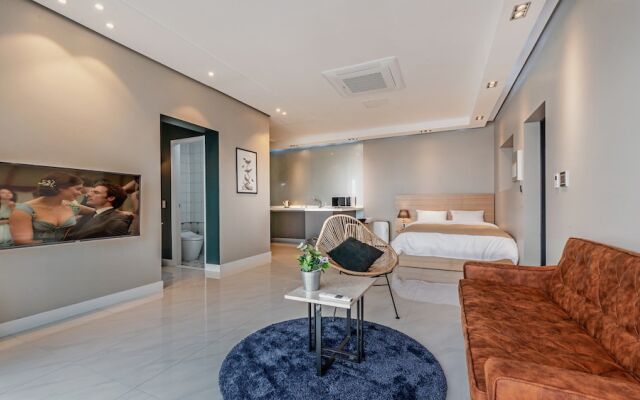 Namhae Lounge 32 Resort A