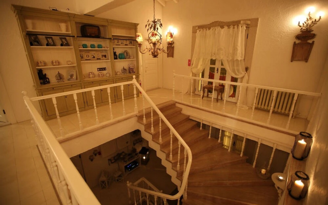 Hane Alacati Boutique Hotel