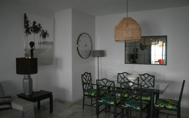 Apartamento En Primera Linea/Beachfront Apartment