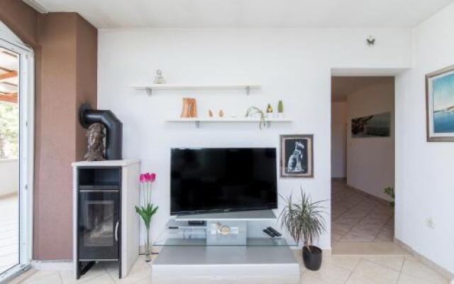 Apartment Eden