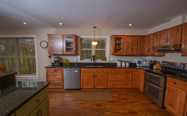 Barley Moon Retreat 5 Bedroom House