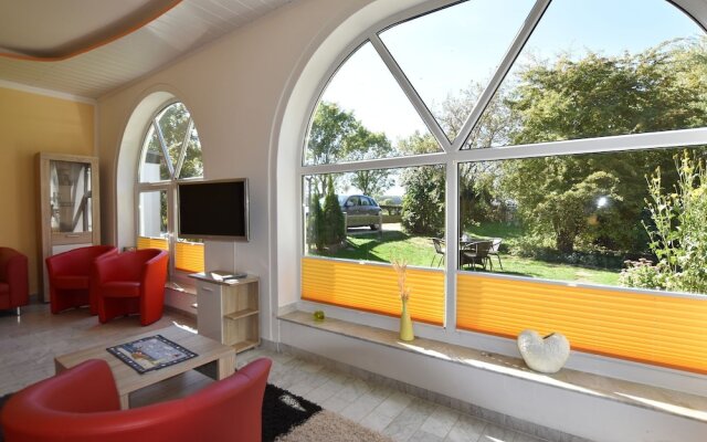 Beautiful Apartment in Kühlungsborn With Garden