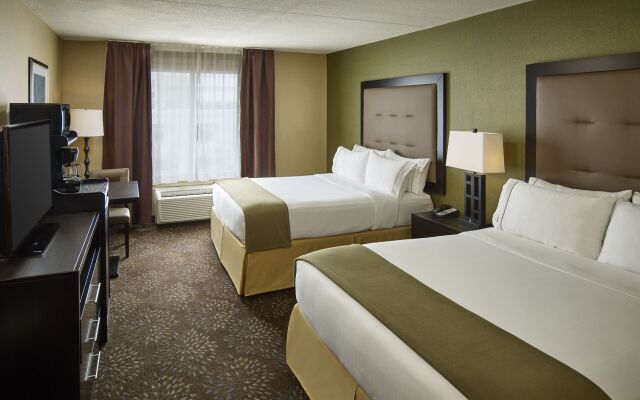 Holiday Inn Express Hotel & Suites Timmins, an IHG Hotel