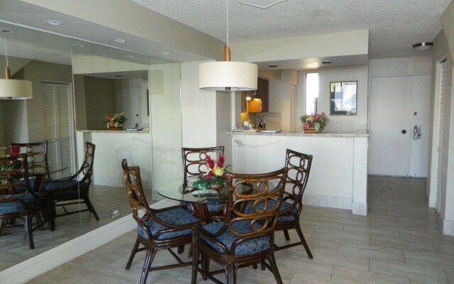 Kahana Villa
