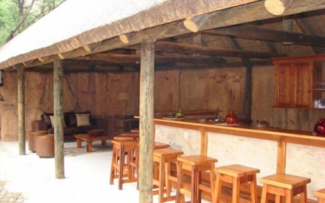 Ko-Ka Tsara Bushcamp