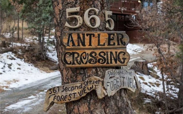 Antler Crossing - Two Bedroom Cabin