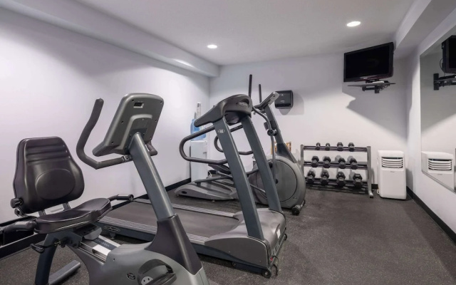 Travelodge Suites Saint John