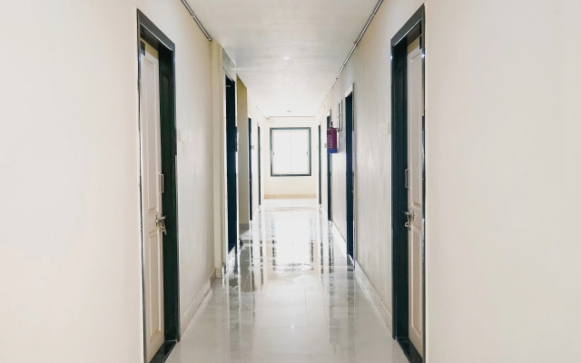 OYO Flagship 48336 Vj Inn Nagamalli Thota