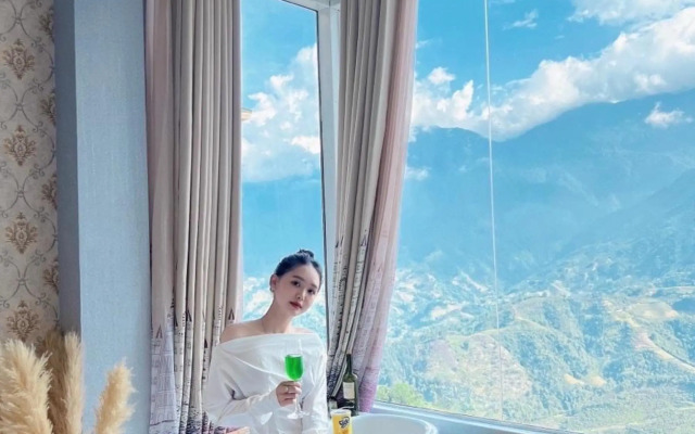 Muong Hoa Valle Hotel