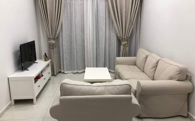 Minimalist @ Country Garden Danga Bay