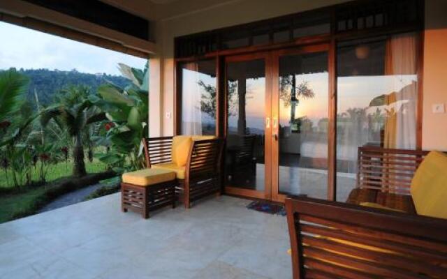 Lesong Hotel and Restaurant