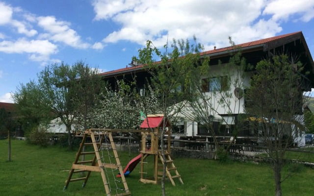 Alpinhotel INzeller