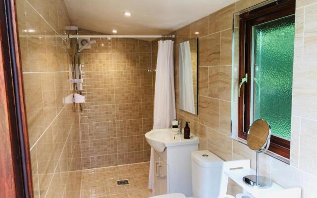 The Cider Shed Bed and Breakfast