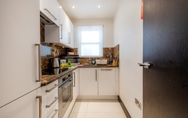 130 Queen's Gate Apartments