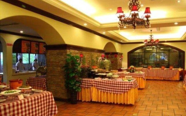 Qingshuiwan Hot Spring Holiday Village