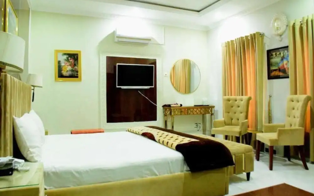 Orange Lake Resort Khanpur Pakistan