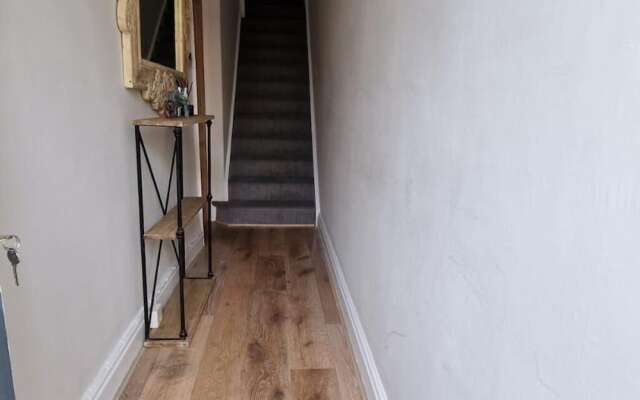 Inviting 2-bed Character House Stamford