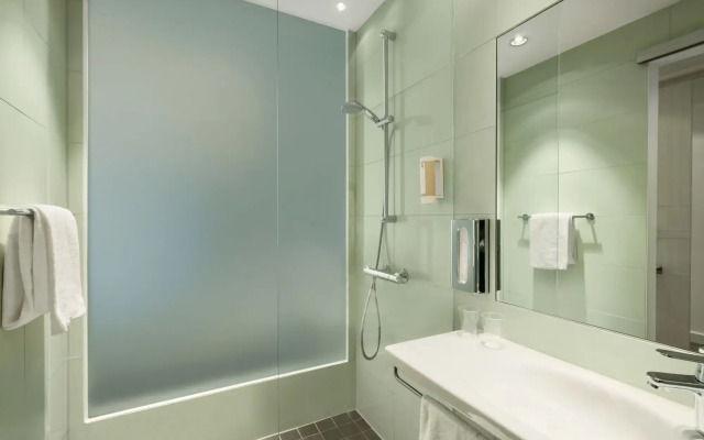 Super 8 by Wyndham Oberhausen am Centro