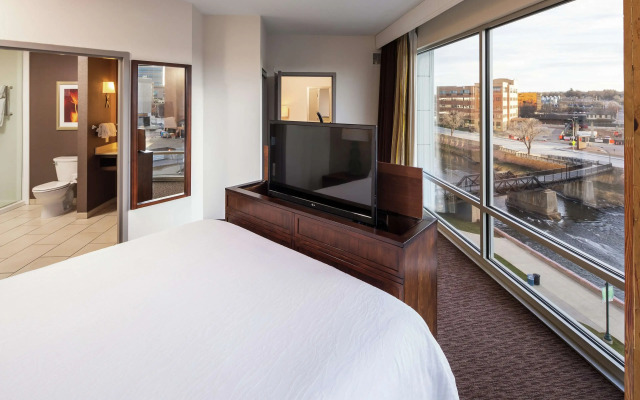 Hilton Garden Inn Sioux Falls Downtown