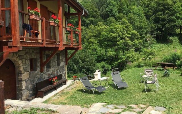 Ferm6 - 6-6p-5chbres-3sdb-120m?-10 / 12pers-valloire