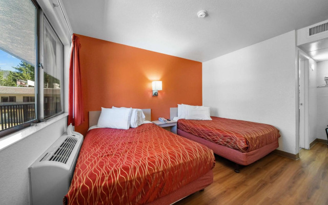 Motel 6 Big Bear Lake, CA