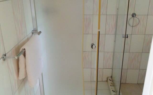 T & D Guest House