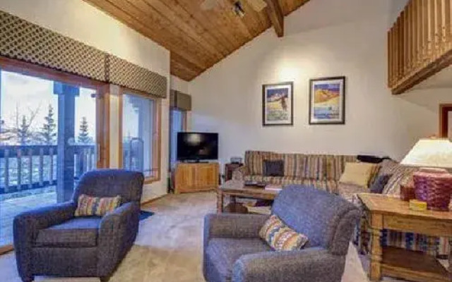 Ridgepoint Condominium By Alpine Ski Properties