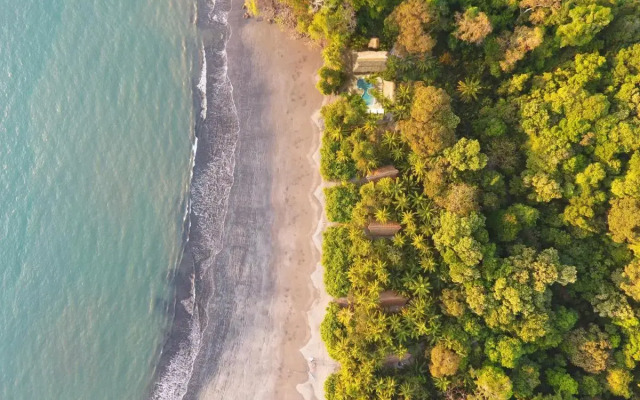 The Resort at Isla Palenque