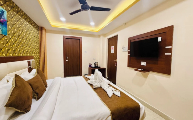 Hotel Golden Crystal